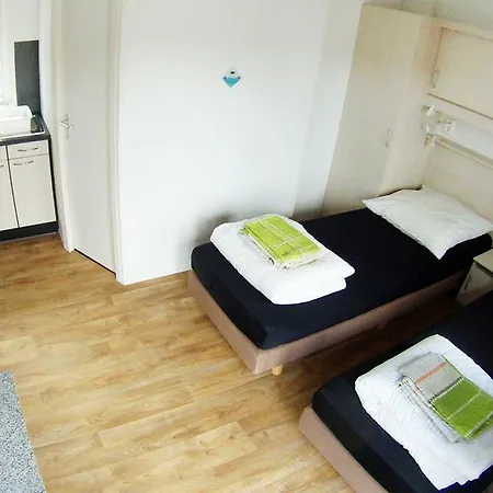 Appartement Studio-helsinki-mit-terrasse-grill-seeblick