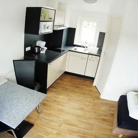 Appartement Studio-helsinki-mit-terrasse-grill-seeblick *